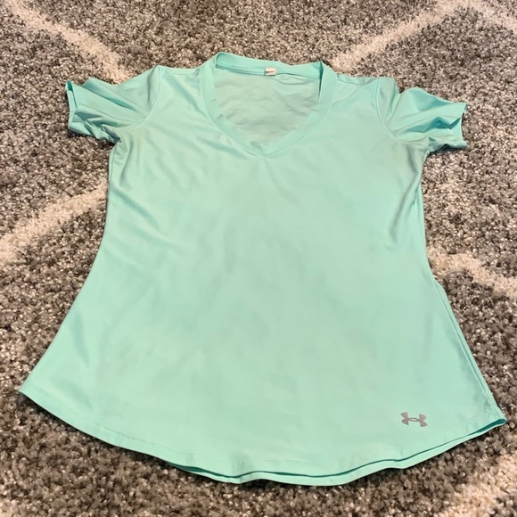 Pale green Under Armour tunic t shirt - Picture 3 of 3